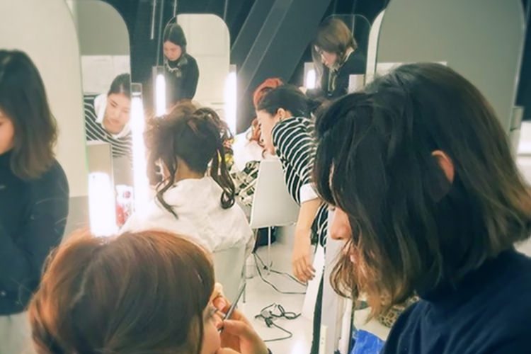 �G�f���P�[�V����